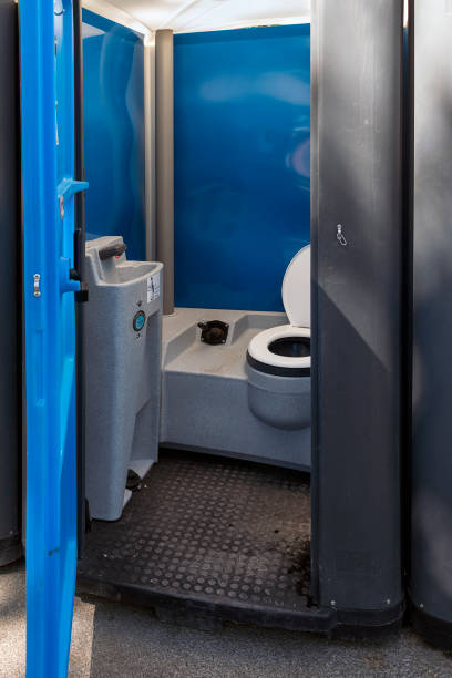 Best Porta potty rental near me  in St James, NC