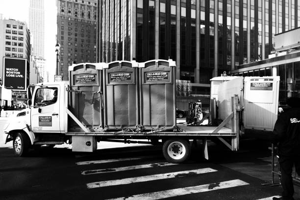 Best Portable toilet rental cost  in St James, NC